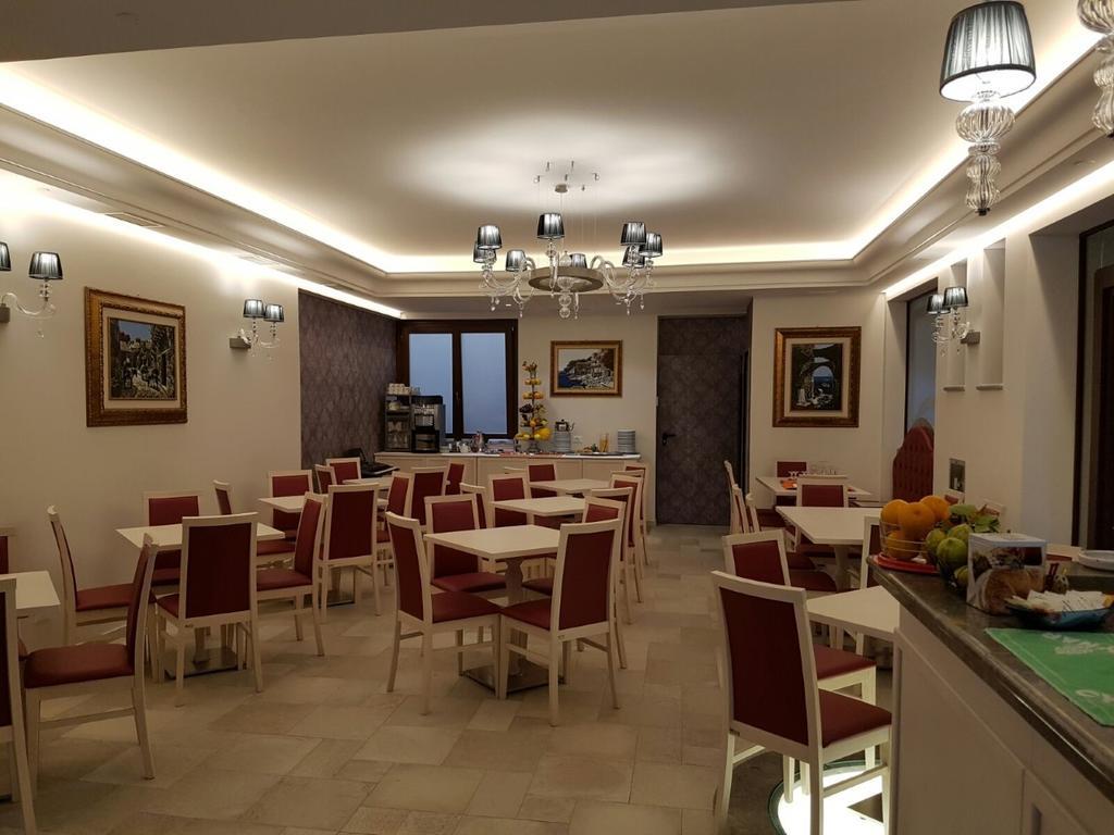 Hotel La Giara เชฟาลู ภายนอก รูปภาพ