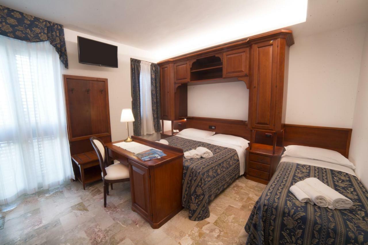 Hotel La Giara เชฟาลู ภายนอก รูปภาพ